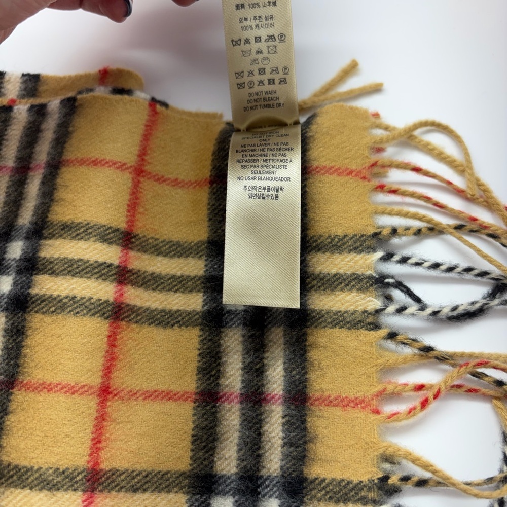 Vintage Burberry Camel and Black Plaid Scarf - Picture 4 of 4